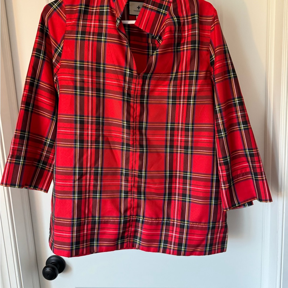 Tuckernuck plaid tartan top red M medium.